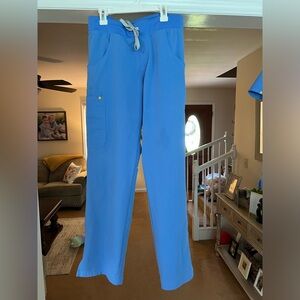 Figs, Ceil Blue Livingston Size S